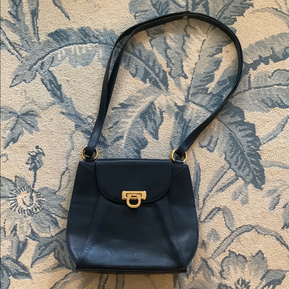 Vintage Pourchet Paris Navy Bag with Structured Design Made in France 🇫🇷